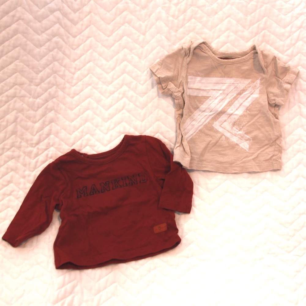 BABY T’s...❤️ SEVEN 7 T-shirts (2)pcs. sz.0-3mo.